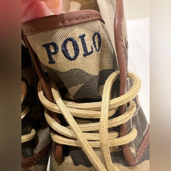POLO CANVAS W/LEATHER TRIM CAMOUFLAGE HIGH TOP SNEAKERS. SIZE 7.   NWOT - Picture 13 of 15